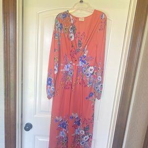 Flowing floral dress Peace Love brand - color pink